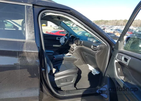 2022 Ford Explorer Xlt z USA, uszkodzony, nr VIN 1FMSK7DH9NGC02518